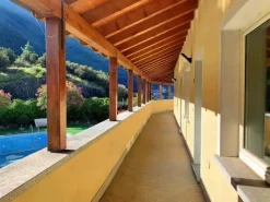 #2537091 Complesso turistico sul lago di Como