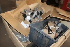 5#6512 Componenti tappezzeria e meccanismi elettrici