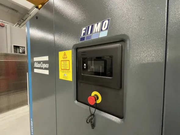 Compressore a vite usato ATLAS COPCO GA 110 VSD
