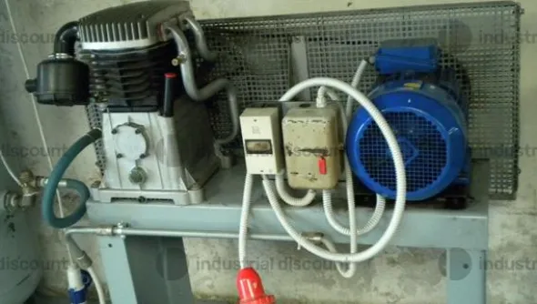 2#9298 Compressore con serbatoio