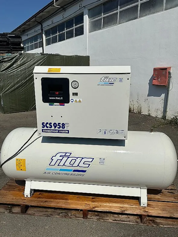 Compressore silenziato Fiac motore da 5,5kw