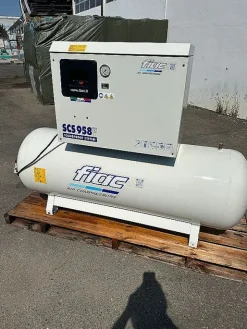 Compressore silenziato Fiac motore da 5,5kw