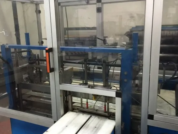 1#5456 Confezionatrice Amotek macchina automatica