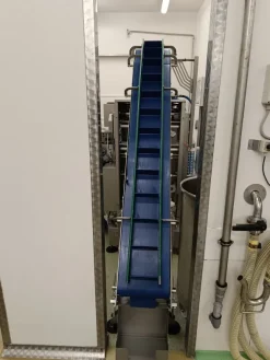 CONFEZIONATRICE VERTICALE INOX PER MOZZARELLA ROBYPAK