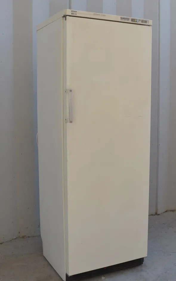 Congelatore verticale Bosch mod. GSL 3513