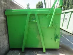 2083#3561 Container