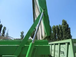 2083#3561 Container
