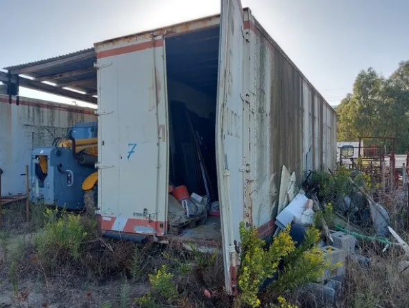 8#7937 Container