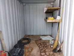 4#5767 Container