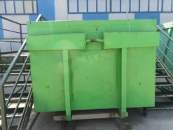 2219#3561 Container a cielo aperto