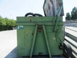 2082#3561 Container con coperchio BTE