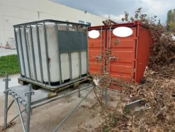 30#5641 Container ed attrezzatura edile