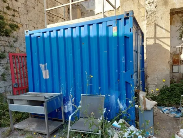 5#12020 Container in metallo, apparecchiature da lavoro con ricambi e indumenti da lavoro