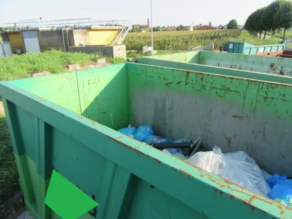 2041#3561 Container Locatelli Eurocontainers