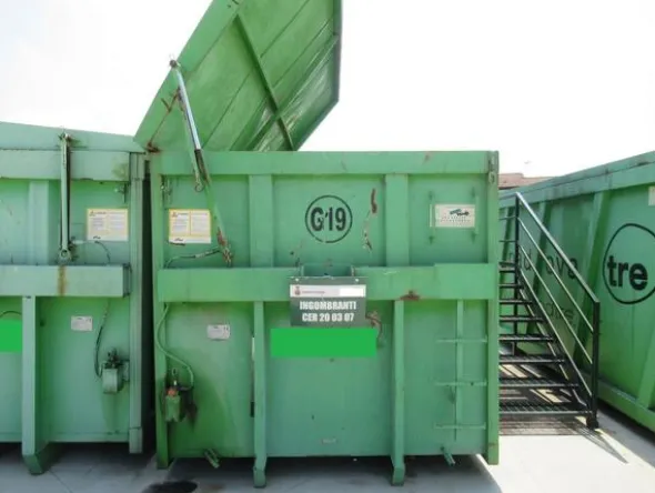 2132#3561 Container Locatelli Eurocontainers