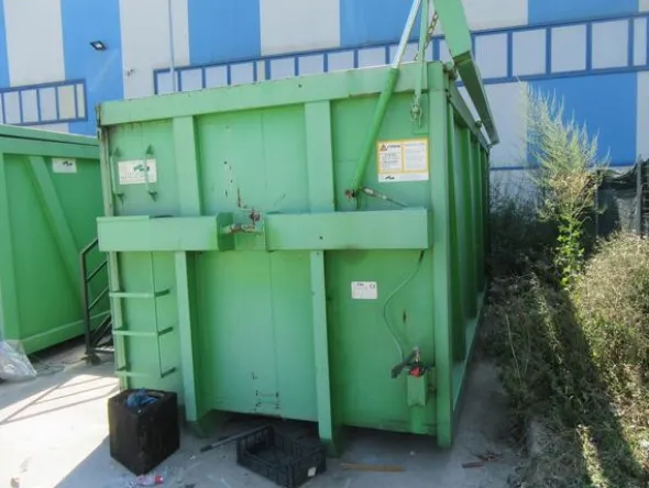 2221#3561 Container Locatelli Eurocontainers