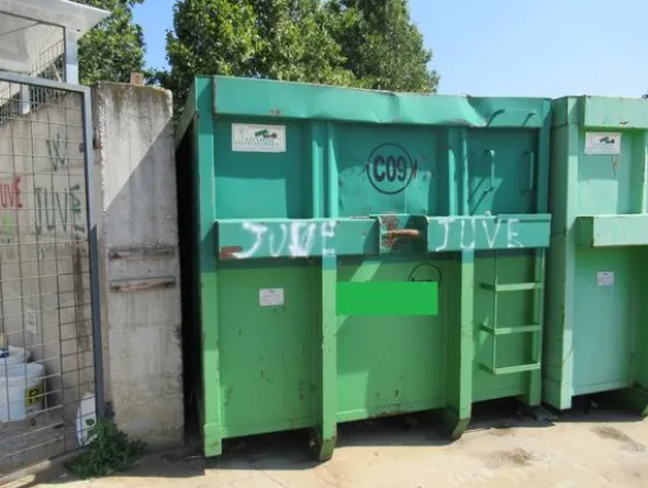 2123#3561 Container Locatelli Eurocontainers