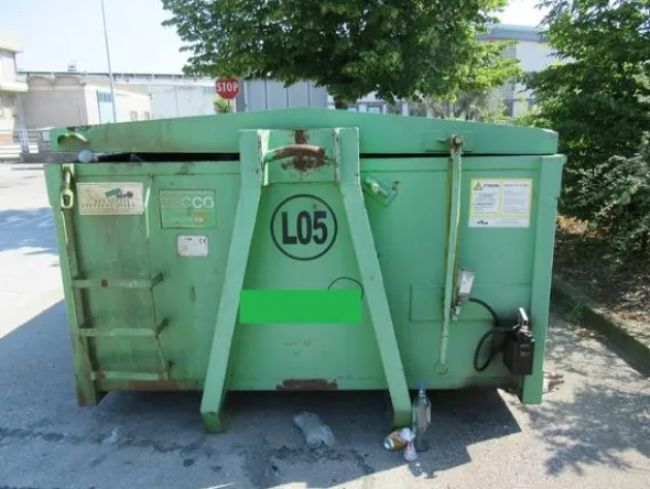 2128#3561 Container Locatelli Eurocontainers