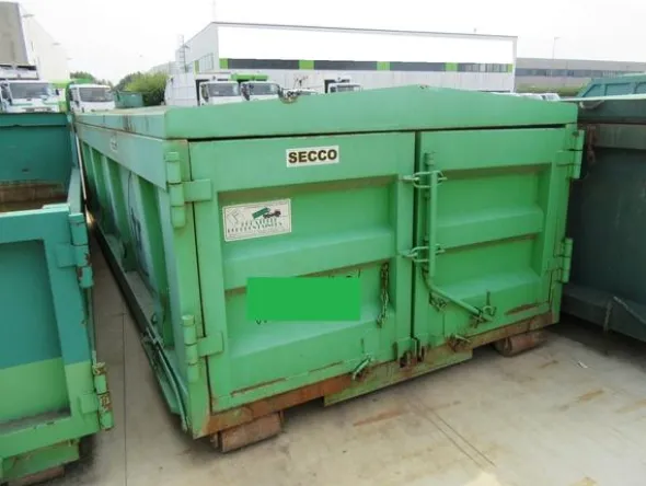 2175#3561 Container Locatelli Eurocontainers