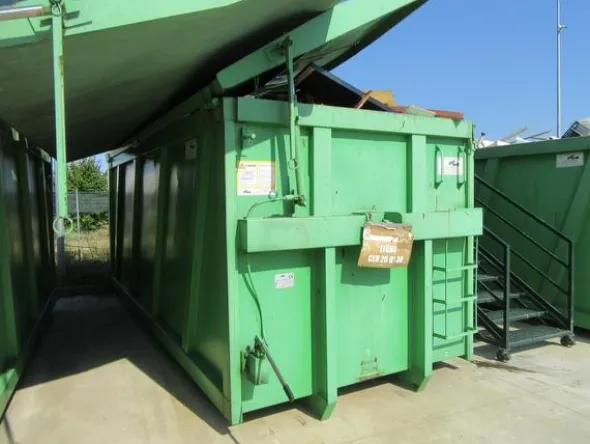 2225#3561 Container Locatelli Eurocontainers