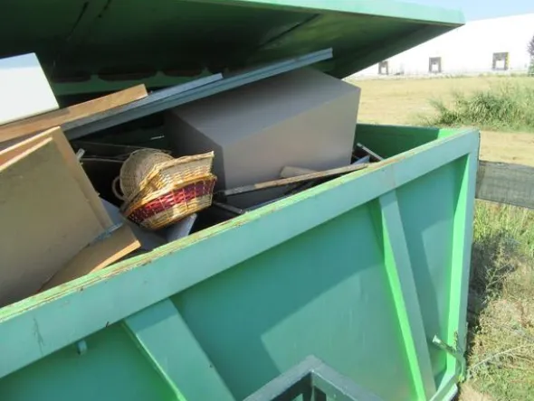 2225#3561 Container Locatelli Eurocontainers