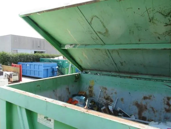 2036#3561 Container Locatelli Eurocontainers