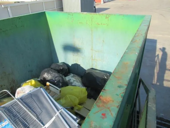 2064#3561 Container Locatelli Eurocontainers