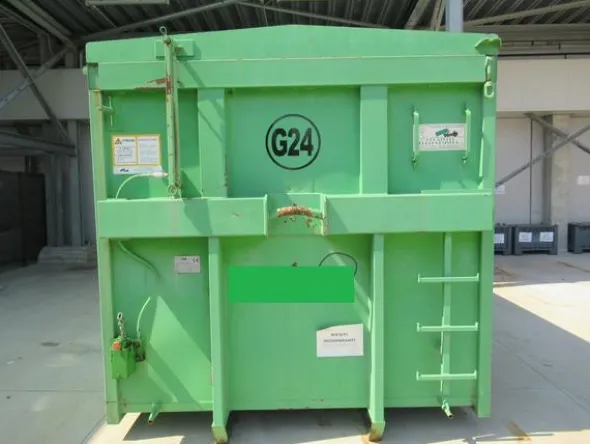 2093#3561 Container Locatelli Eurocontainers