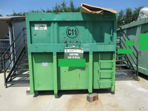 2033#3561 Container Locatelli Eurocontainers
