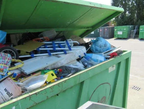 2009#3561 Container Locatelli Eurocontainers