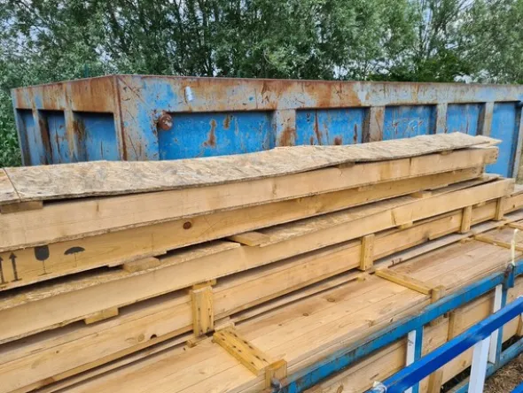 1#5500 Container metallico a cielo aperto