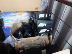25#5641 Container navale ed attrezzatura elettronica