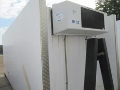 7#3857 Container scarrabile con gruppo frigo
