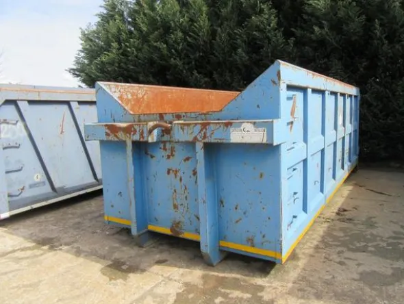 28#44740 Container scarrabili
