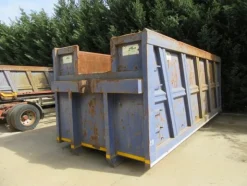 29#44740 Container scarrabili