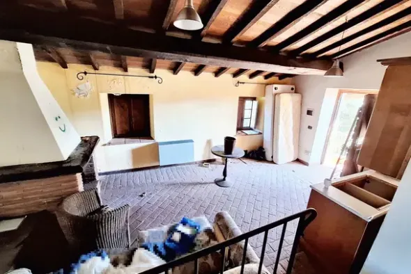 #15003 Country house in complesso immobiliare
