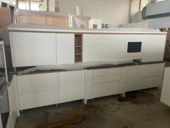 5#8083 Cucina attrezzata in legno frassino bianco