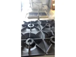 Cucina professionale 4fuochi+grill+bollitore
