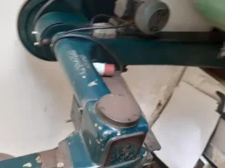 Cucitricepianaa filo metallico