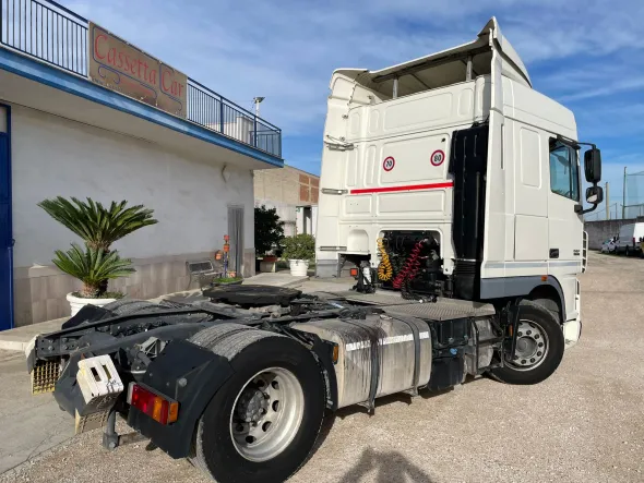 DAF XF 105.460 TRATTORE STRADALE RIBASSATO