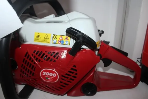 45#5817 Decespugliatori Ibea e tagliasiepi a braccio