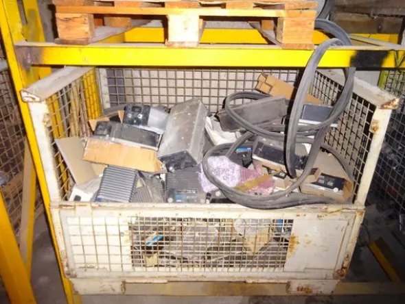 37#2993 Dime in ferro e semilavorati