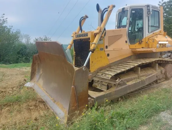 1#7930 Dozer Liebherr PR734XL con Ripper Reco