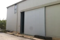 #1274 Due capannoni con uffici e cortile esclusivo