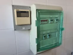#13244 Due negozi ex centri medici