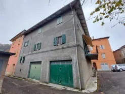 #14690 Due uffici con garage e cantina