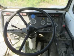 215#46820 Dumper Perlini 255