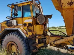 39#4479 Dumper Volvo