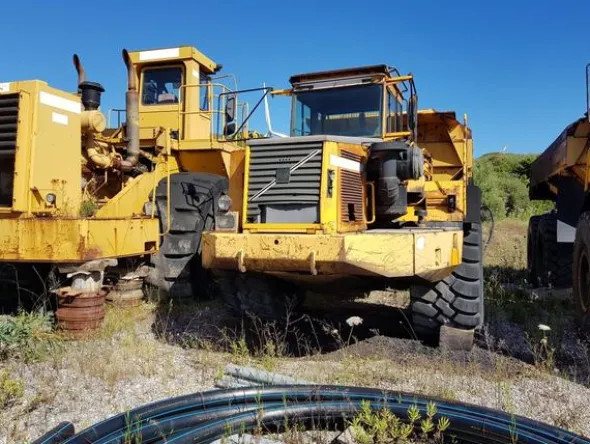 29#4479 Dumper Volvo
