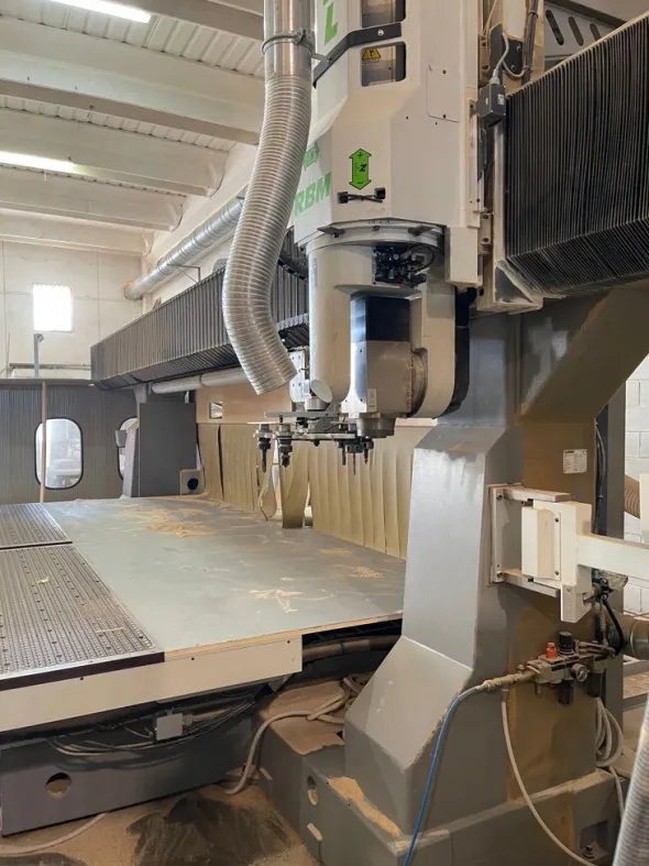 E1-01-Centro di lavoro Biesse Excel RBM